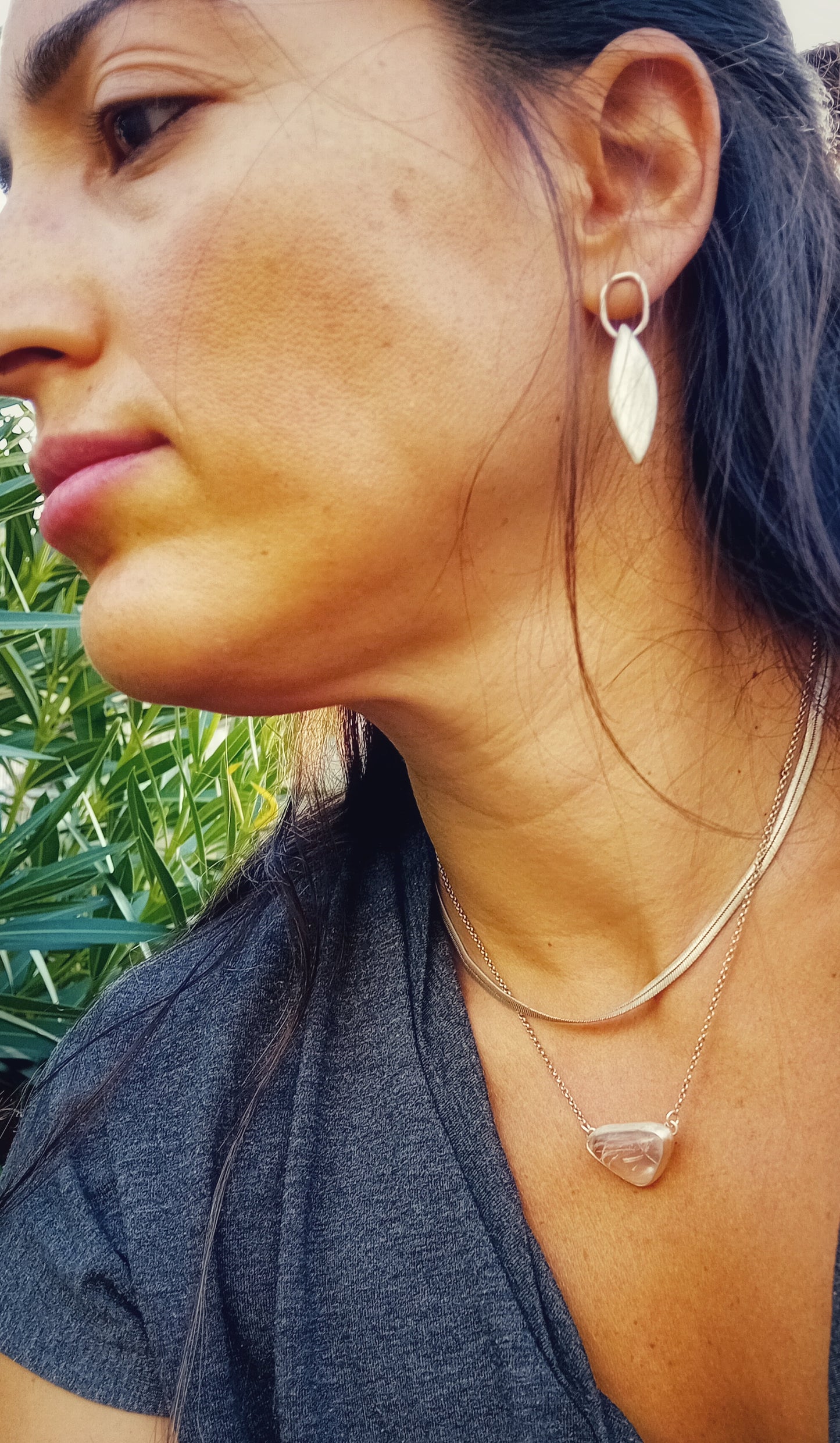 Dancing silver earrings