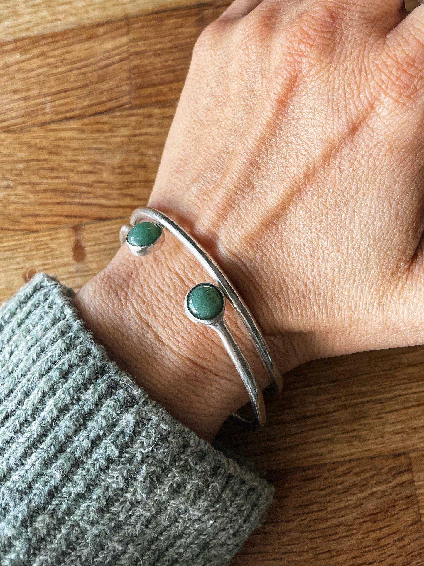 Aventurine stones open bangle