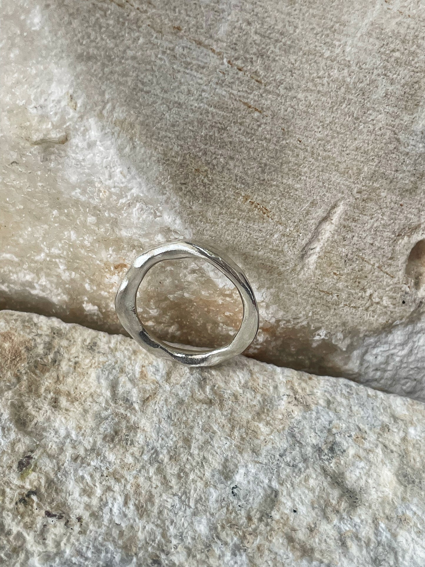 Flow silver ring