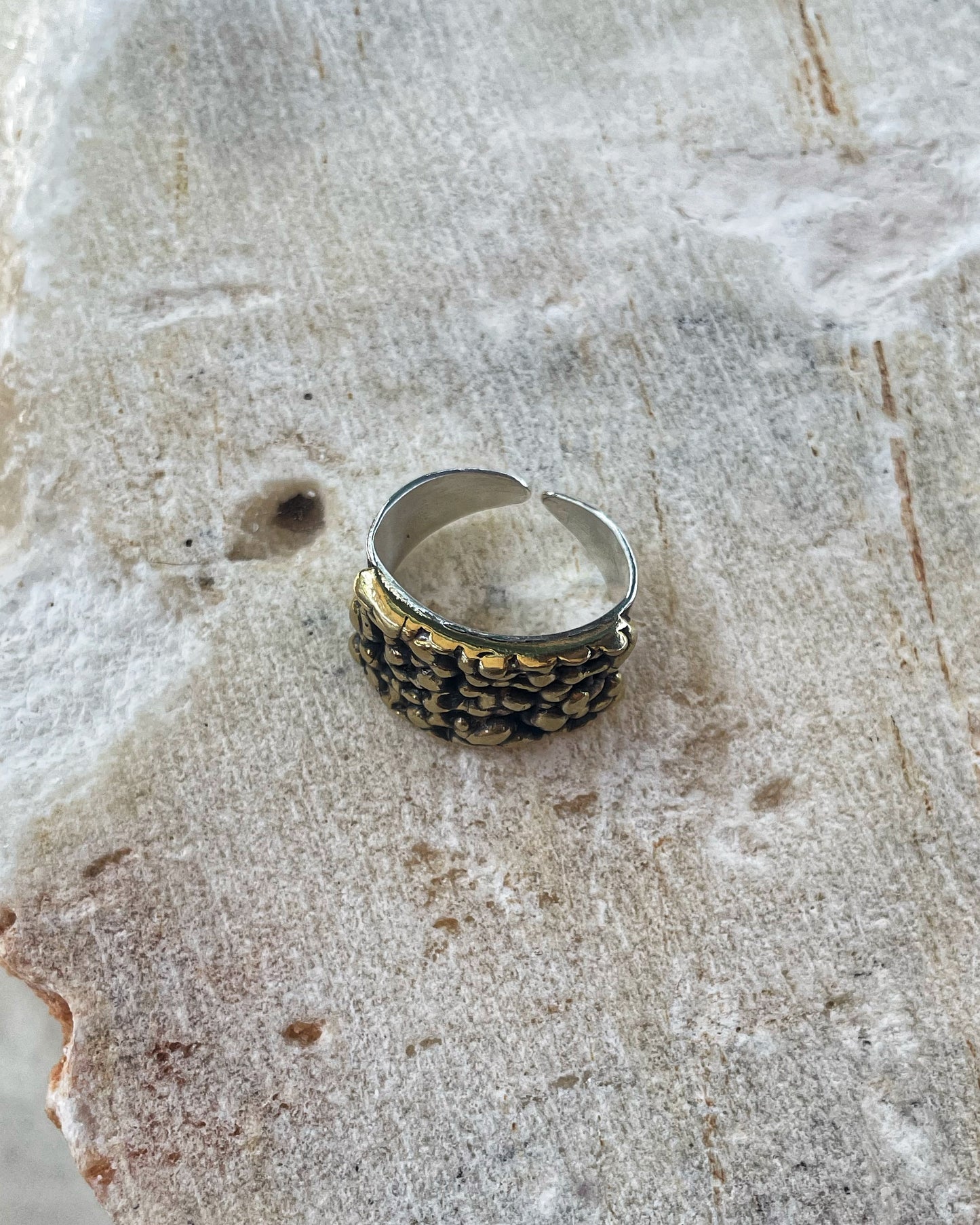 Stalagmites mixed ring