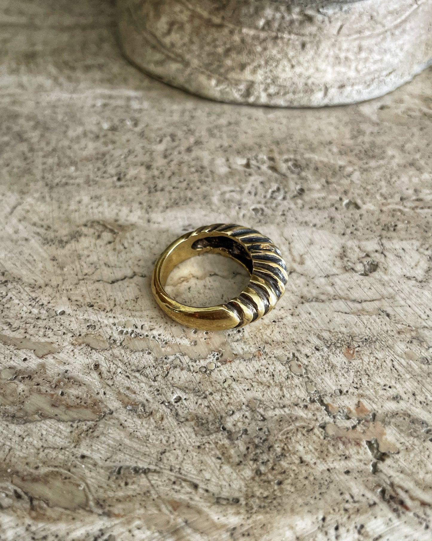 Filippos brass ring