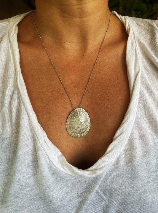 Limpet silver pendant