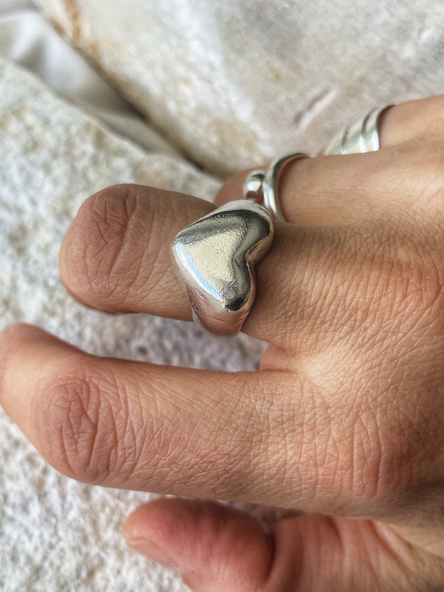 Heart silver ring