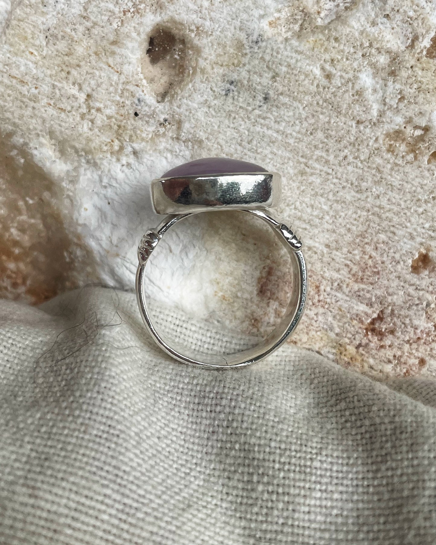 Violet ring