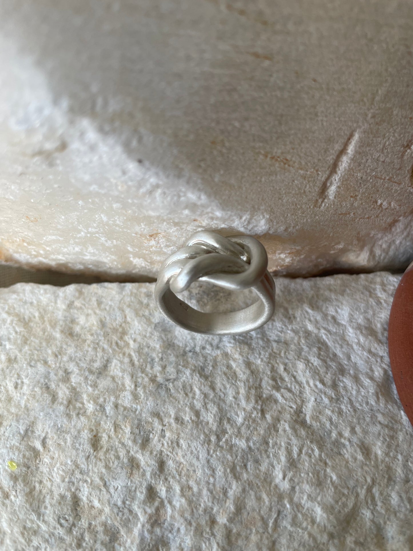 Knot silver ring
