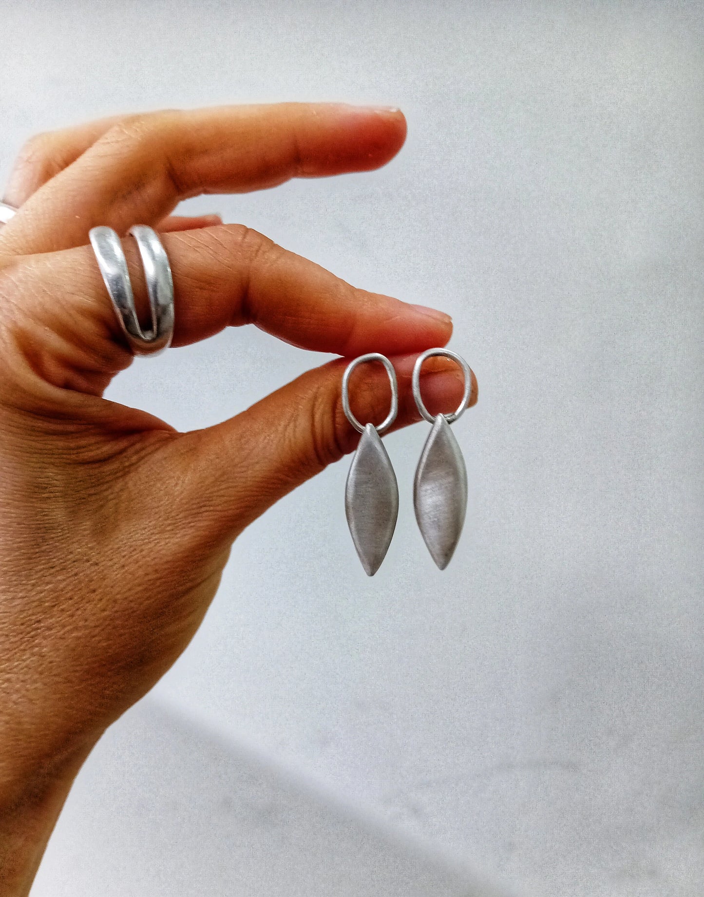 Dancing silver earrings