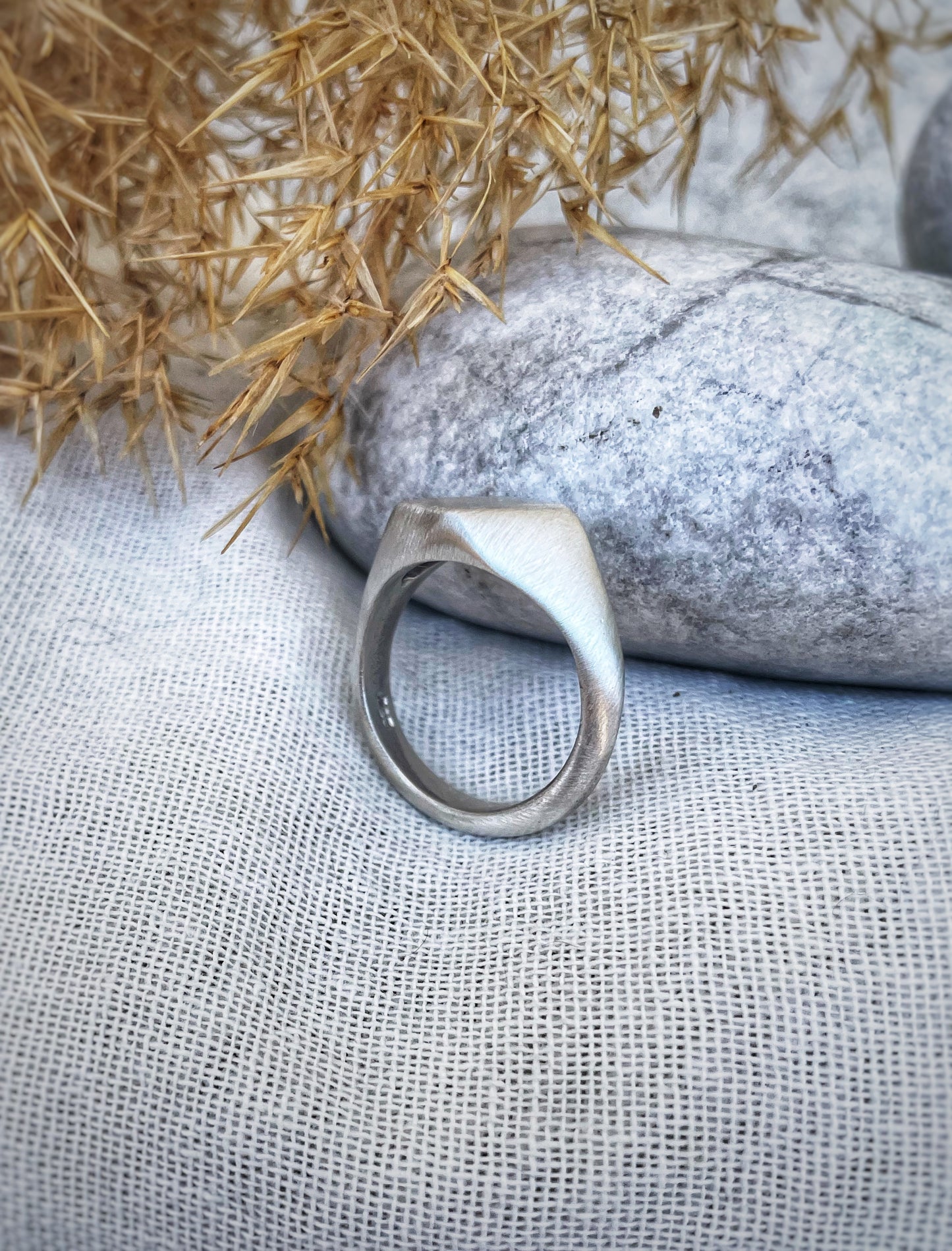 Rhombus silver ring