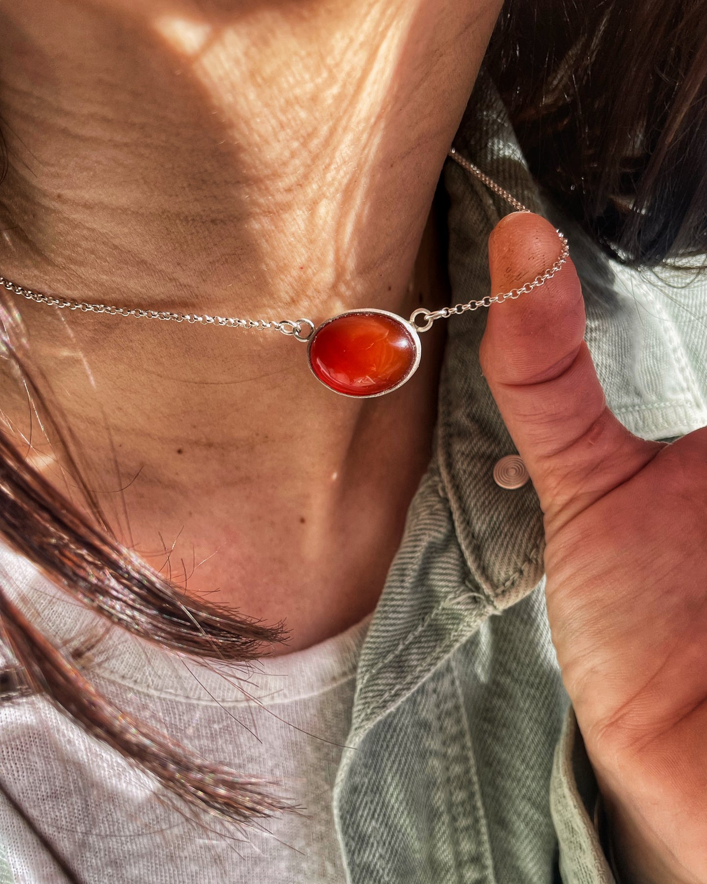 Alexandra choker