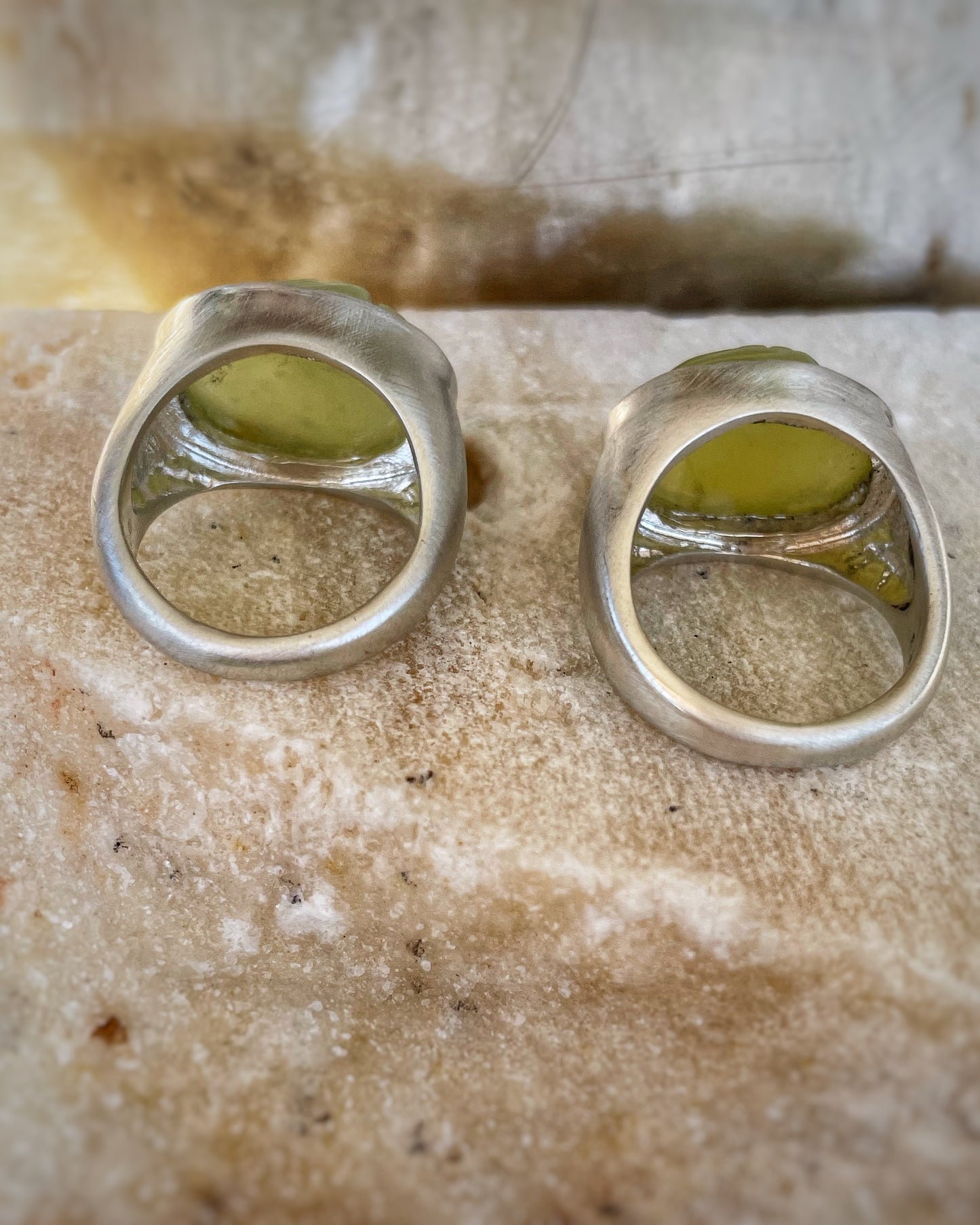 Scarab amulet ring