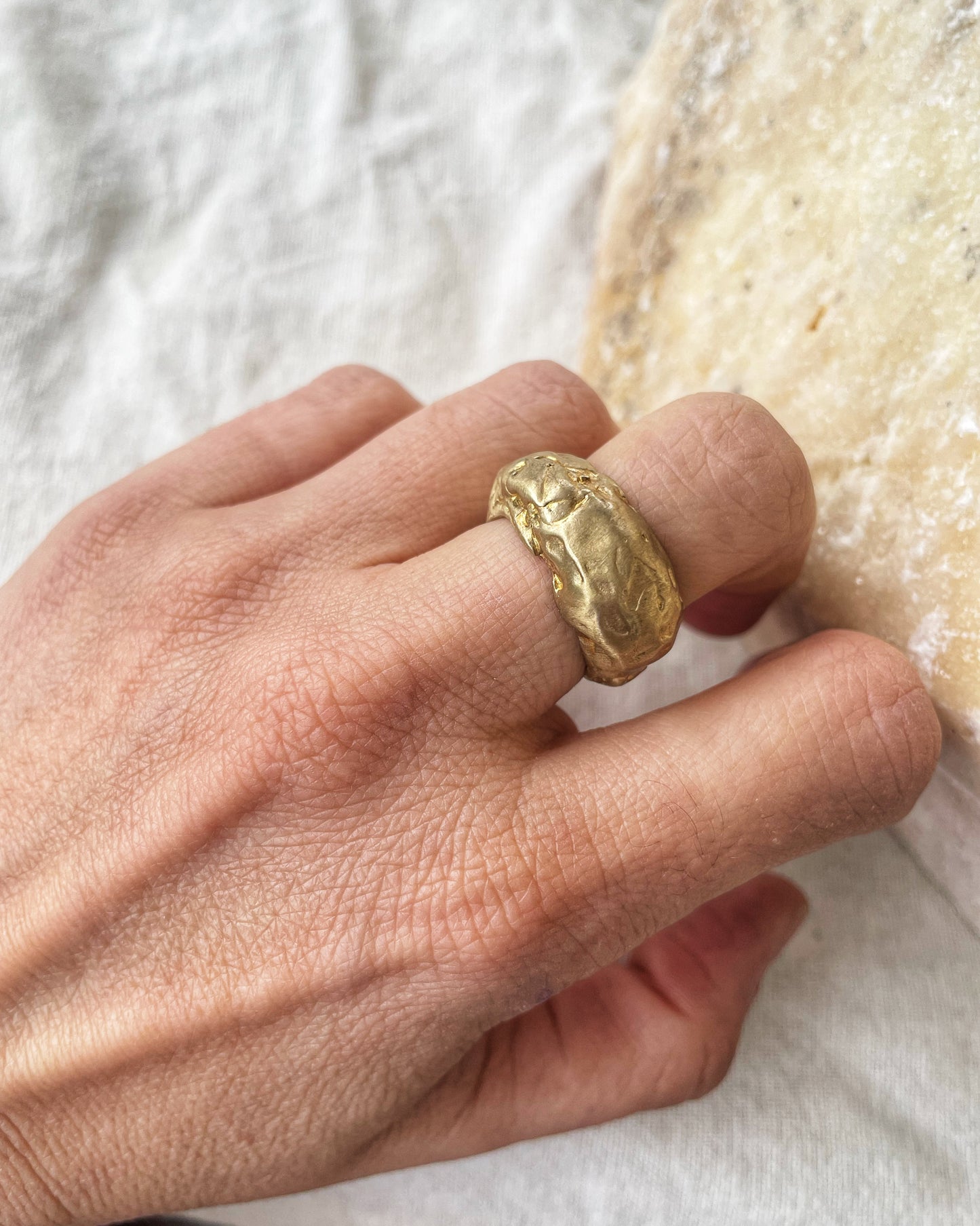 Selene ring