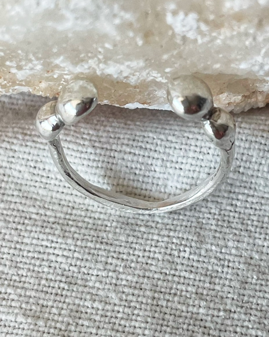 Muse ring