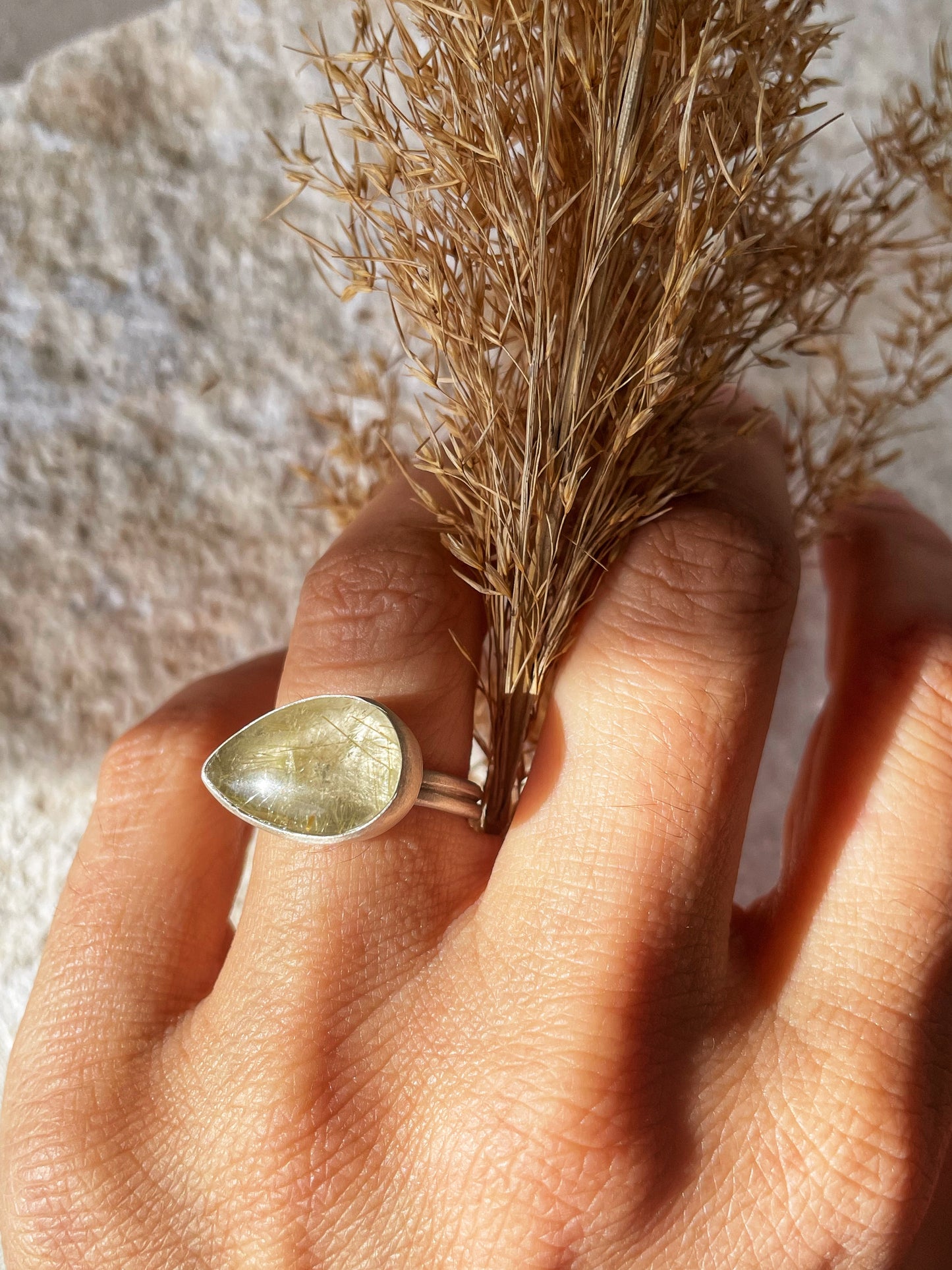 Rutilated quartz ring