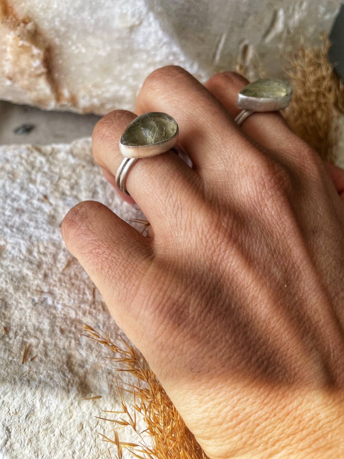 Rutilated quartz ring