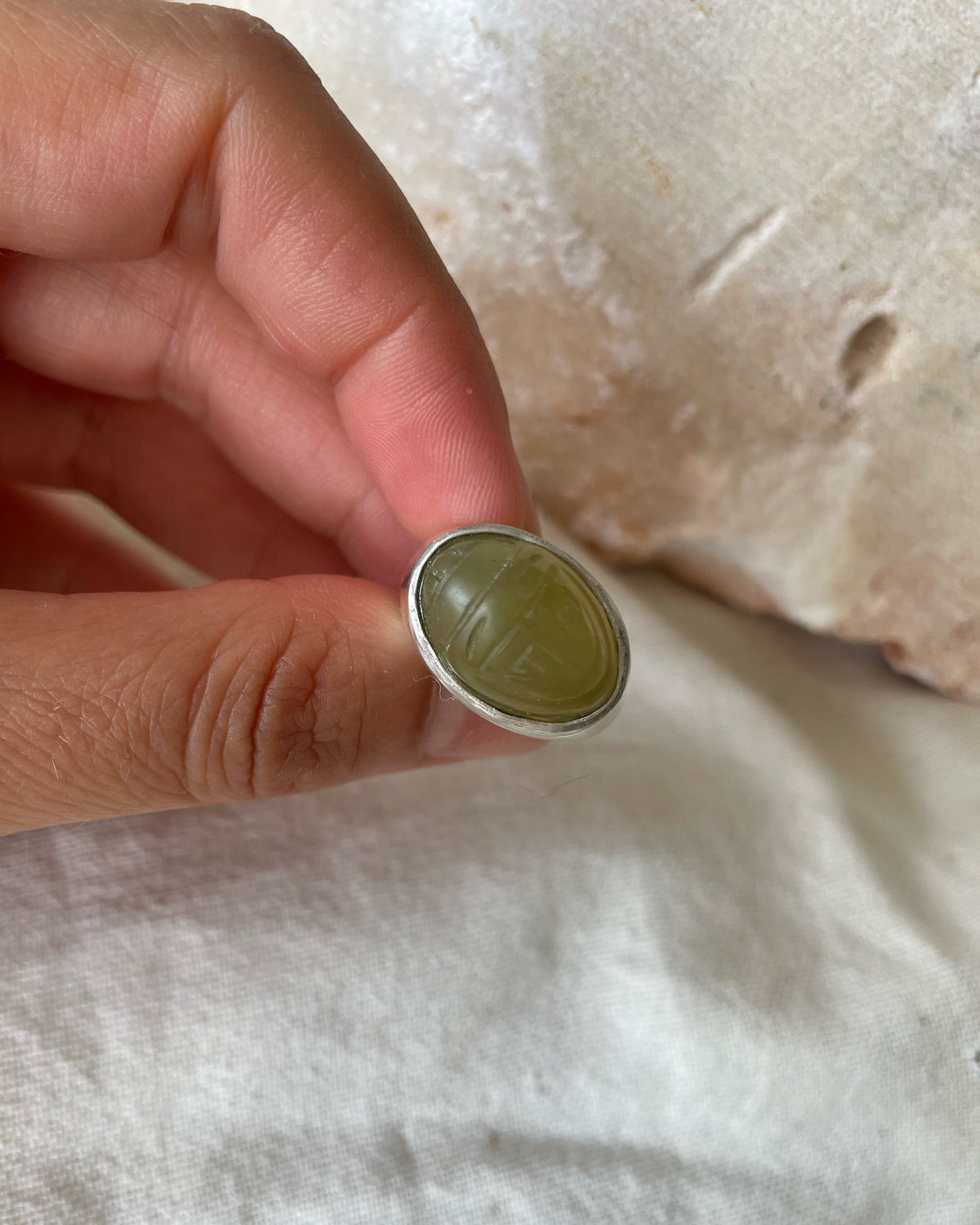 Scarab amulet ring