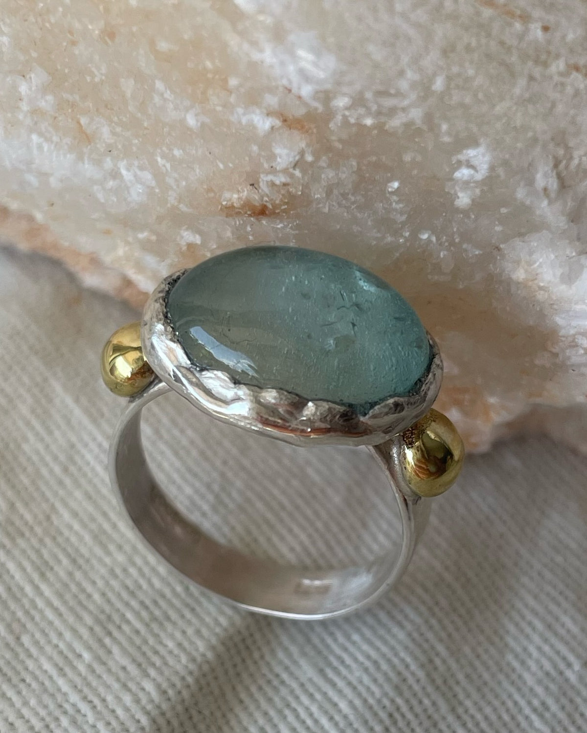 Daphne ring