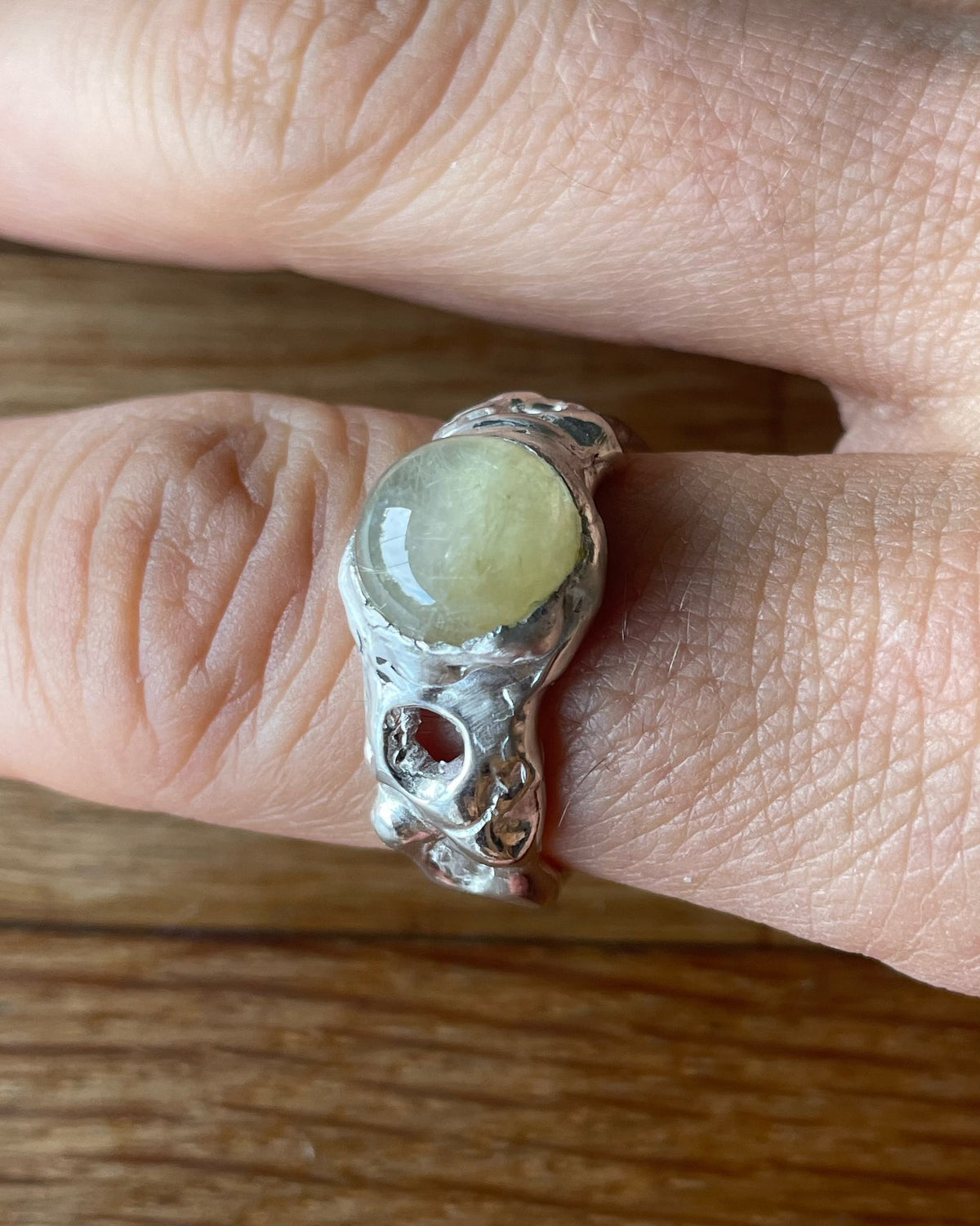 Golden veil ring