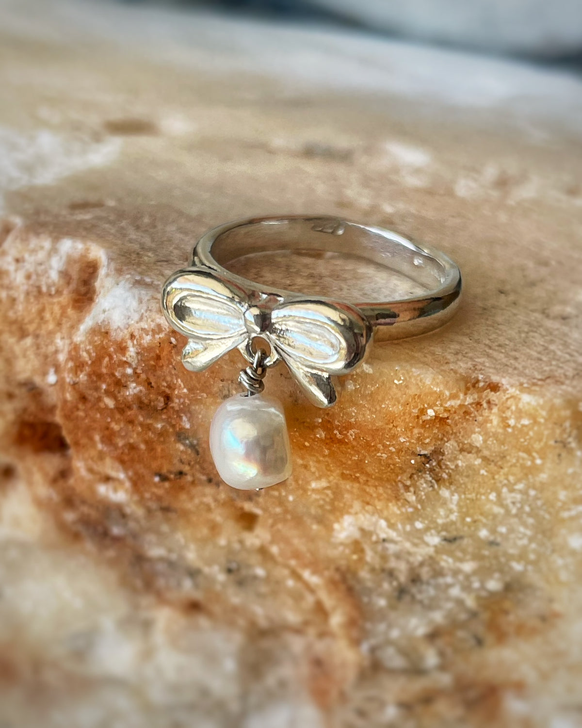 Clara pearl ring