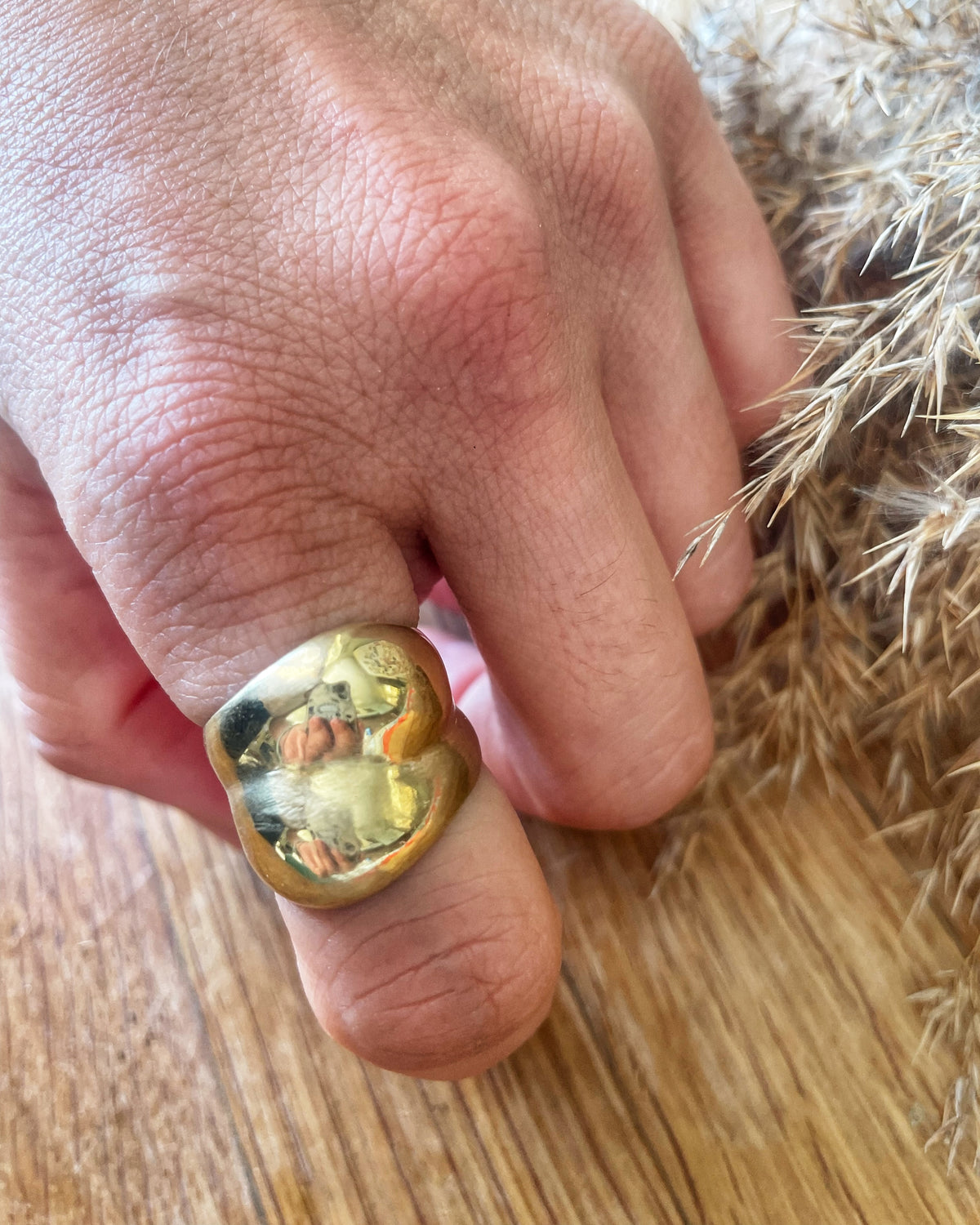Audrey gold ring