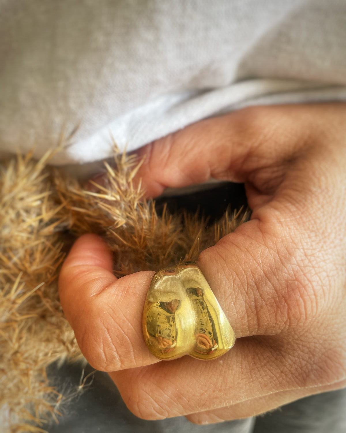 Audrey gold ring